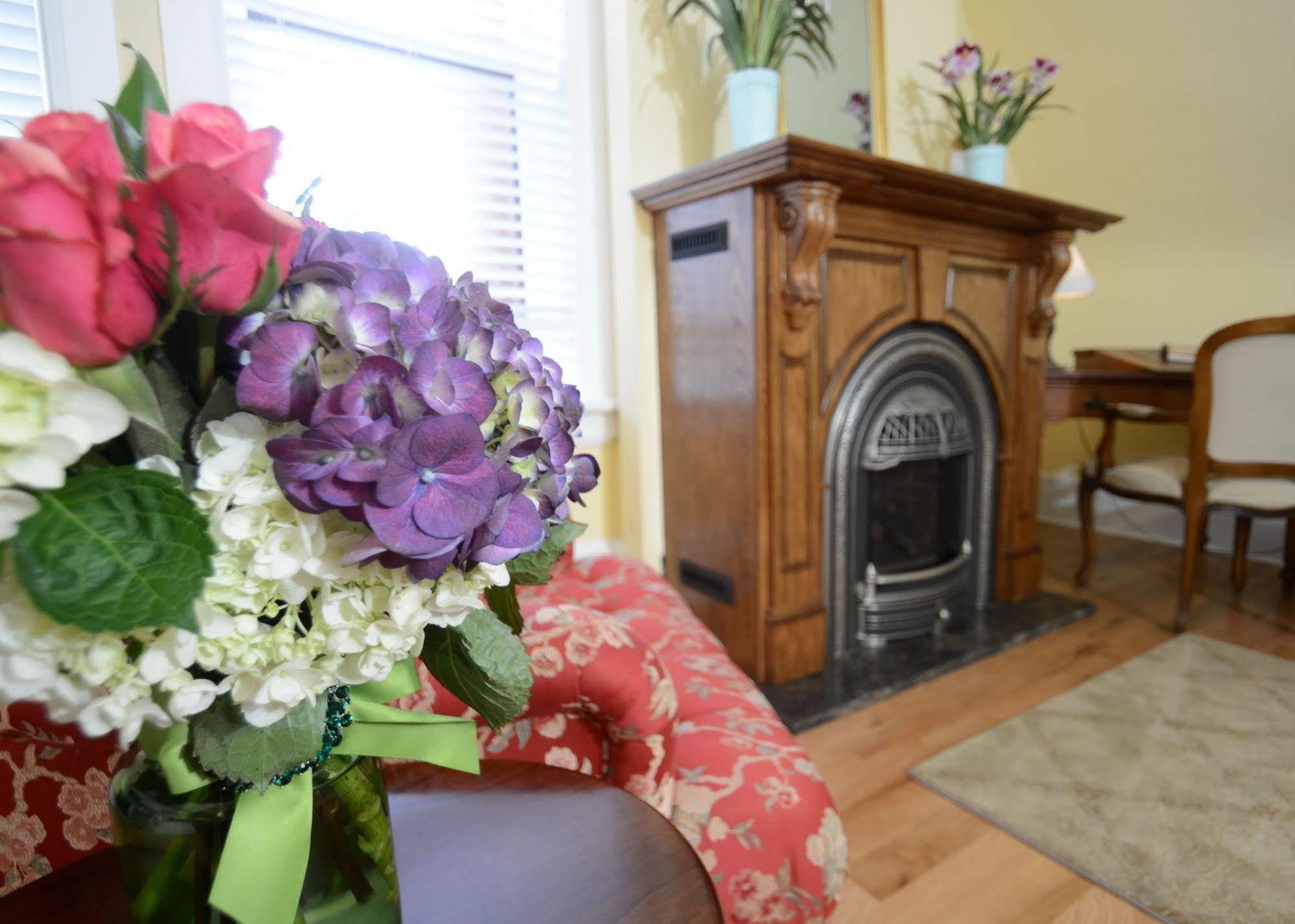 Capitol Hill Mansion B&B Inn เดนเวอร์ ภายนอก รูปภาพ
