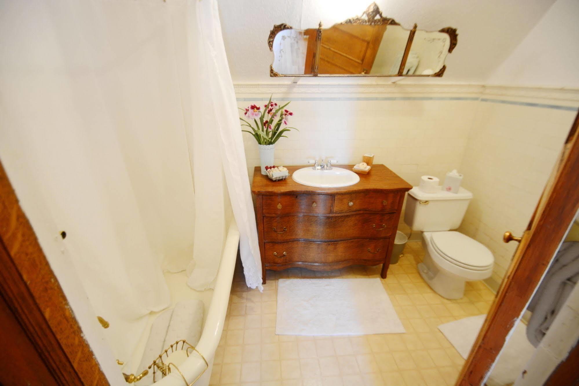 Capitol Hill Mansion B&B Inn เดนเวอร์ ภายนอก รูปภาพ